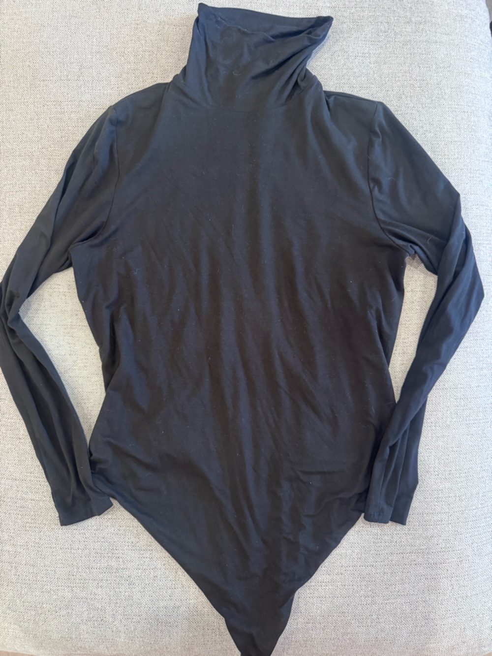 naked wardrobe Black Hooded Long Sleeve Top